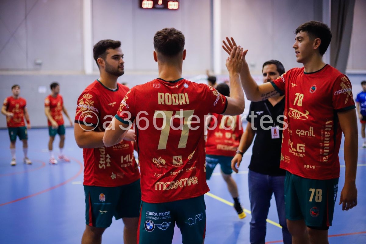 CBM-Ciudad-de-Granada-vs-Club-Balonmano-Malaga-Foto-Francisco-Neyra-A360-Deportes-IG-004