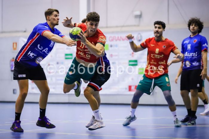 CBM-Ciudad-de-Granada-vs-Club-Balonmano-Malaga-Foto-Francisco-Neyra-A360-Deportes-IG-012