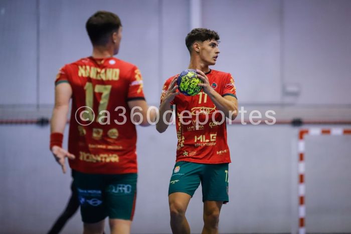 CBM-Ciudad-de-Granada-vs-Club-Balonmano-Malaga-Foto-Francisco-Neyra-A360-Deportes-IG-021