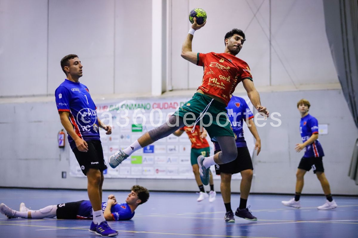 CBM-Ciudad-de-Granada-vs-Club-Balonmano-Malaga-Foto-Francisco-Neyra-A360-Deportes-IG-024