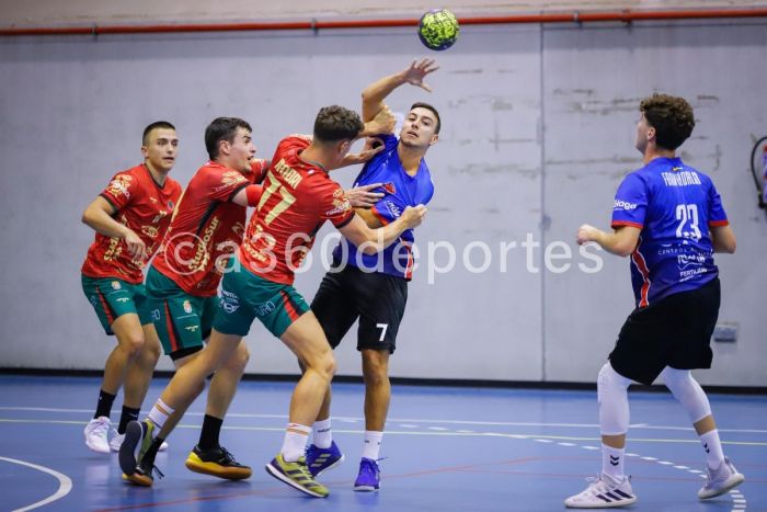 CBM-Ciudad-de-Granada-vs-Club-Balonmano-Malaga-Foto-Francisco-Neyra-A360-Deportes-IG-025