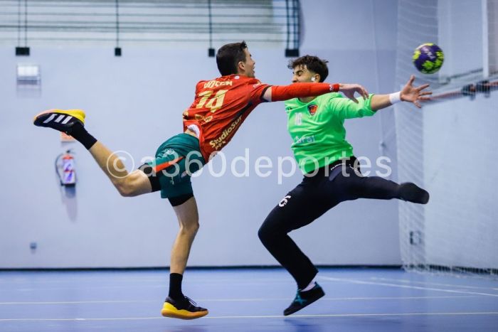 CBM-Ciudad-de-Granada-vs-Club-Balonmano-Malaga-Foto-Francisco-Neyra-A360-Deportes-IG-053