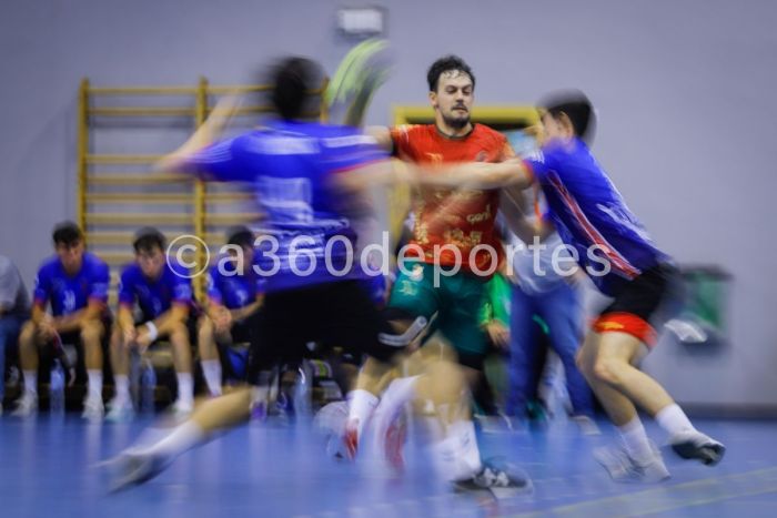 CBM-Ciudad-de-Granada-vs-Club-Balonmano-Malaga-Foto-Francisco-Neyra-A360-Deportes-IG-058