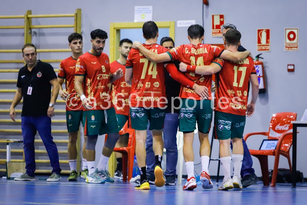 CBM-Ciudad-de-Granada-vs-Club-Balonmano-Malaga-Foto-Francisco-Neyra-A360-Deportes-IG-060