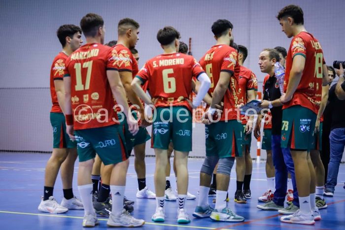 CBM-Ciudad-de-Granada-vs-Club-Balonmano-Malaga-Foto-Francisco-Neyra-A360-Deportes-IG-070