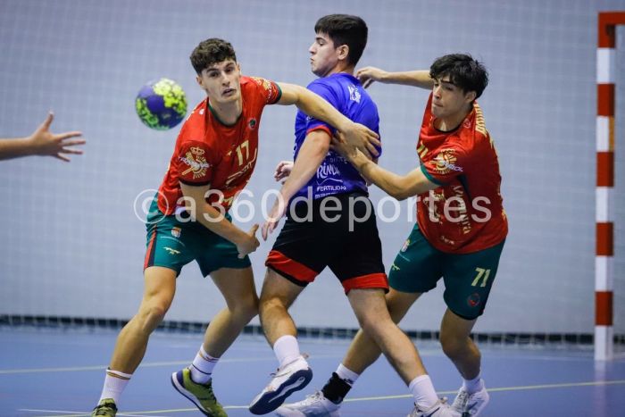 CBM-Ciudad-de-Granada-vs-Club-Balonmano-Malaga-Foto-Francisco-Neyra-A360-Deportes-IG-072